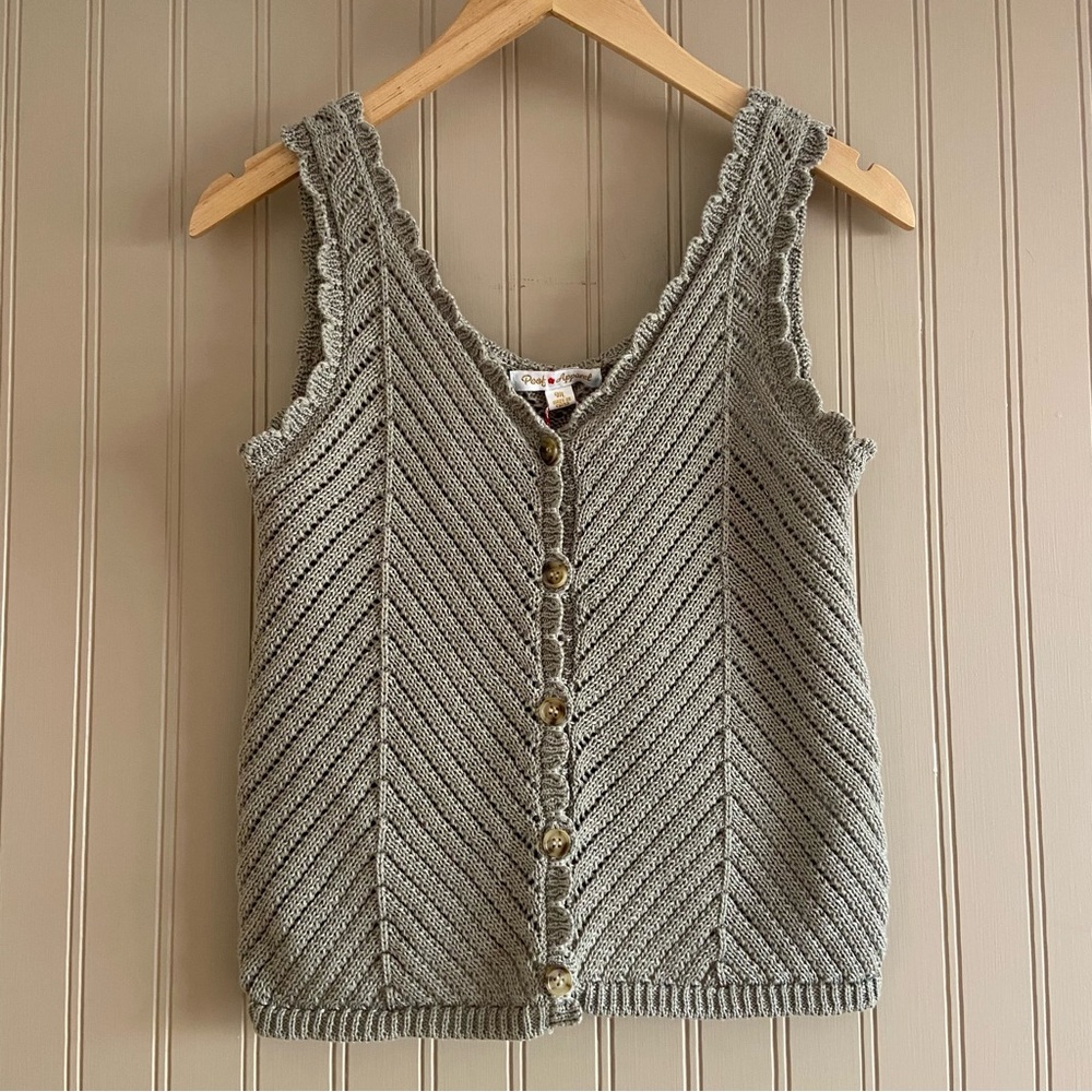 NWT Button-Front Knit Tank Top in Light Green